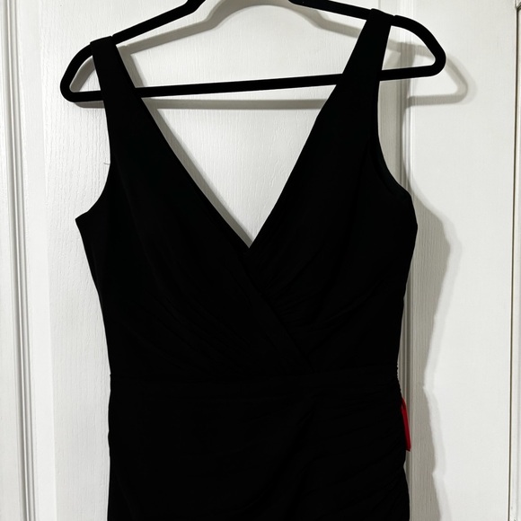 Mac Duggal Asymmetrical Ruffled V-Neck Chiffon Dress Size 6 Black - Picture 5 of 9